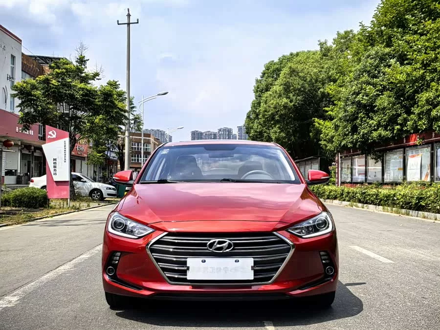 Hyundai elantra