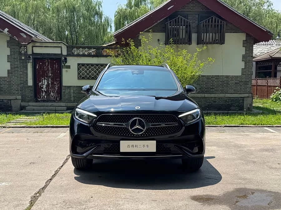Mercedes Benz GLC