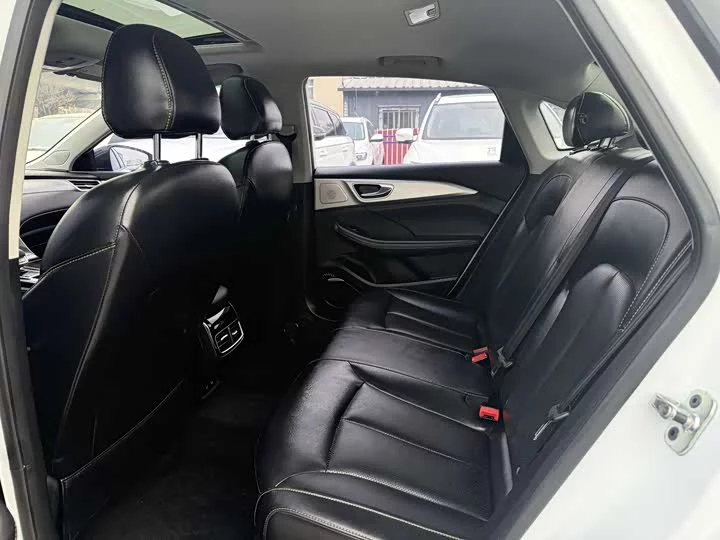 Roewe i6 MAX New Energy