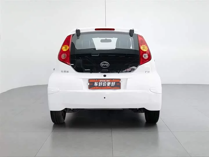 BYD F0