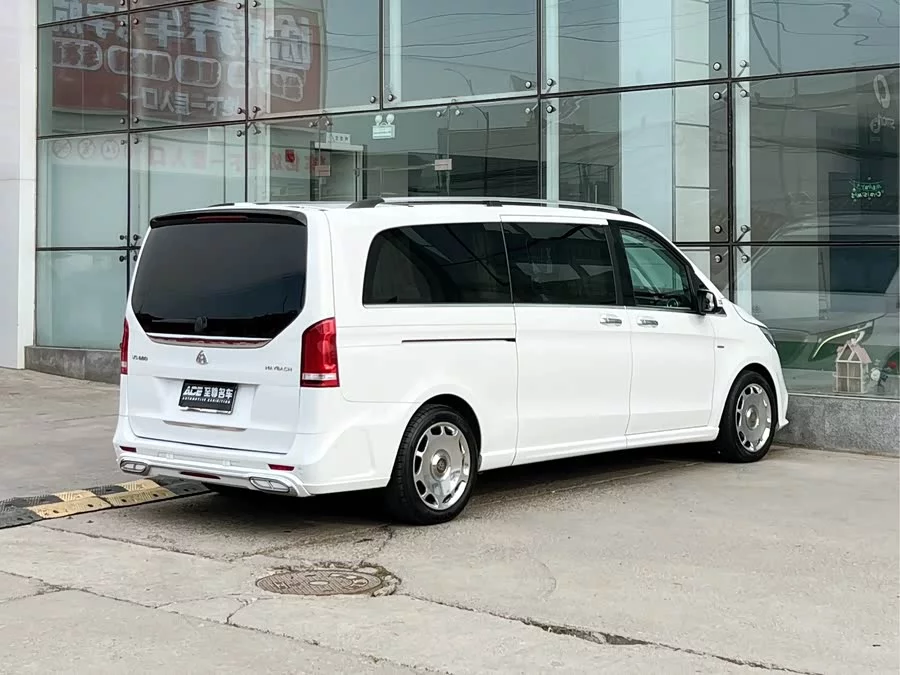Mercedes Benz Class V