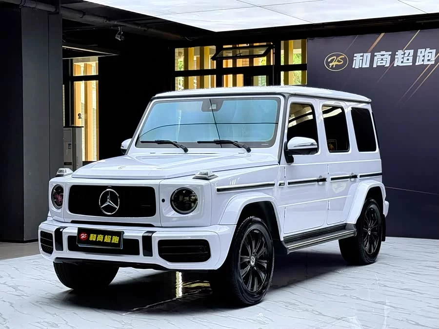 Mercedes Benz G-rated