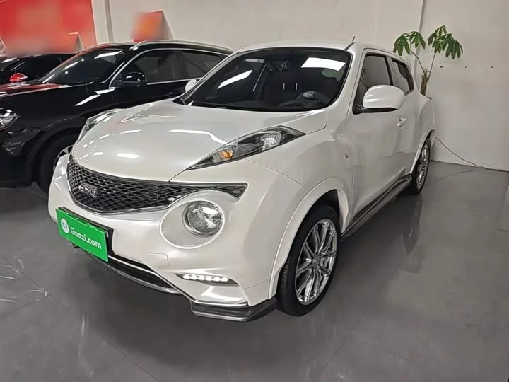 Infiniti ESQ