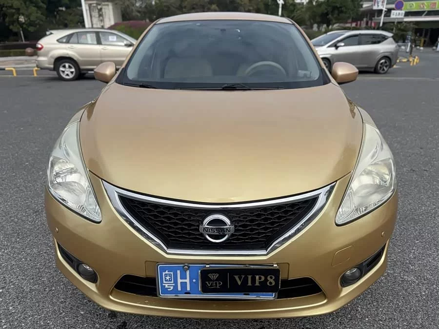 Nissan Tiida