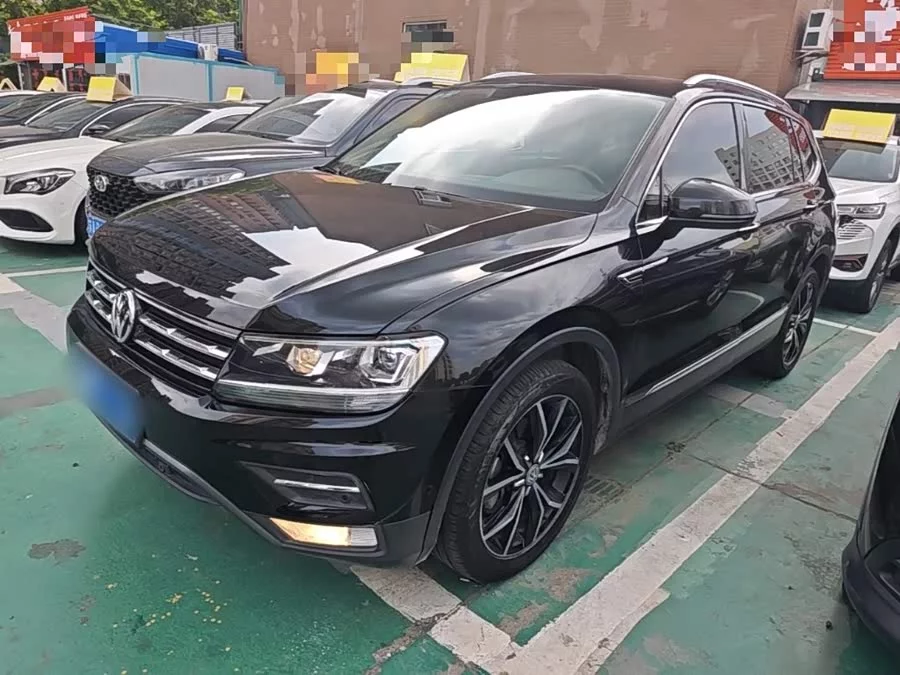 Volkswagen Tiguan L