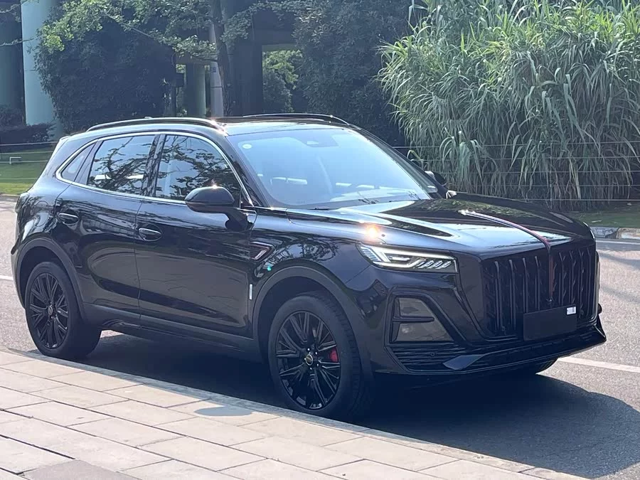 Hongqi HS5