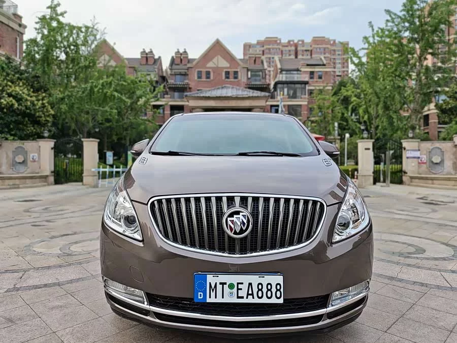 Buick GL8