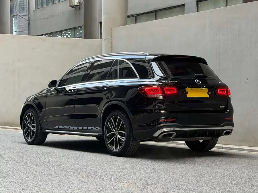 Mercedes Benz GLC