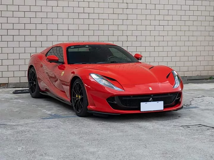 ferrari 812