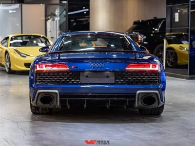 Audi R8