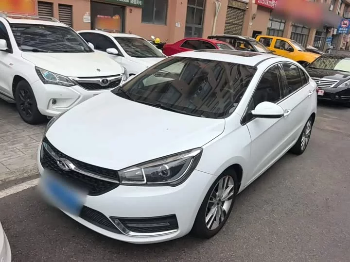 Chery Arrizo 5