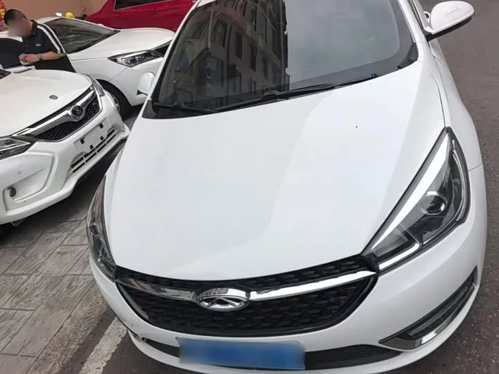 Chery Arrizo 5