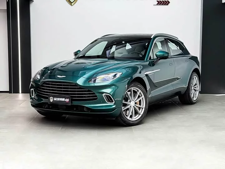 Aston Martin DBX