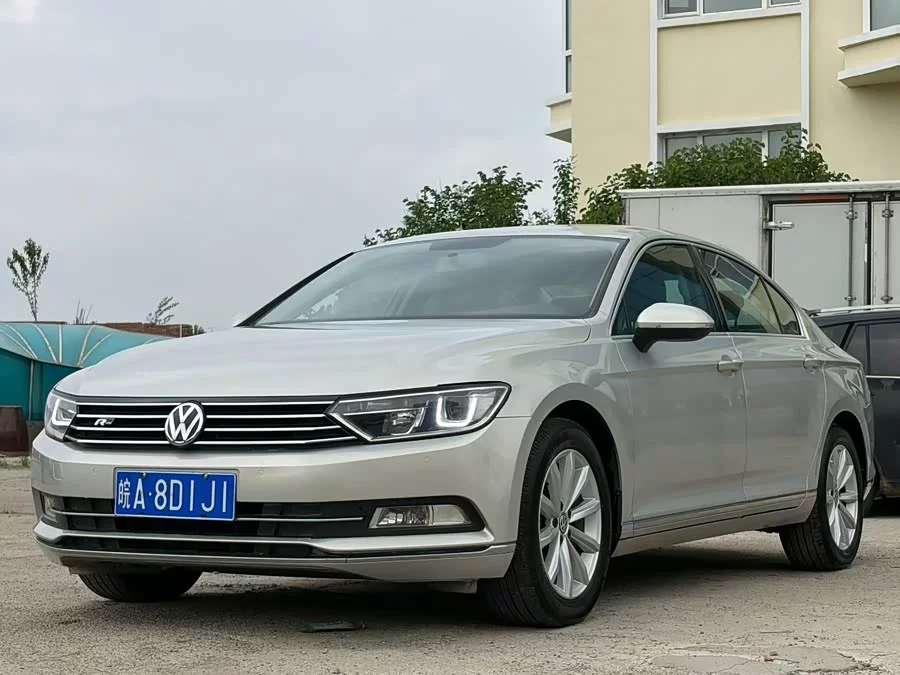 Volkswagen Magotan