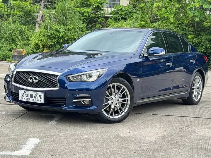 Infiniti Q50L