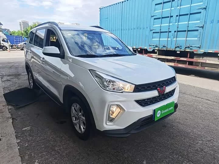 Wuling Hongguang S3