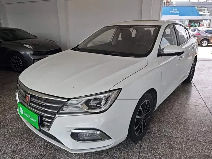 Roewe i5