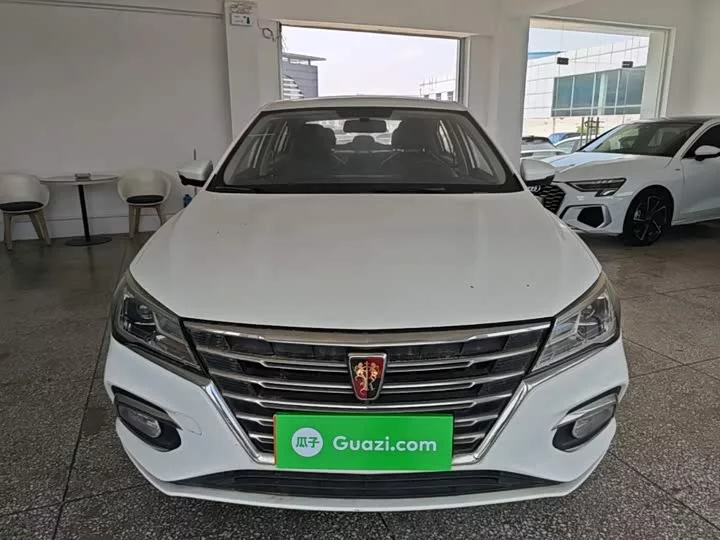Roewe i5