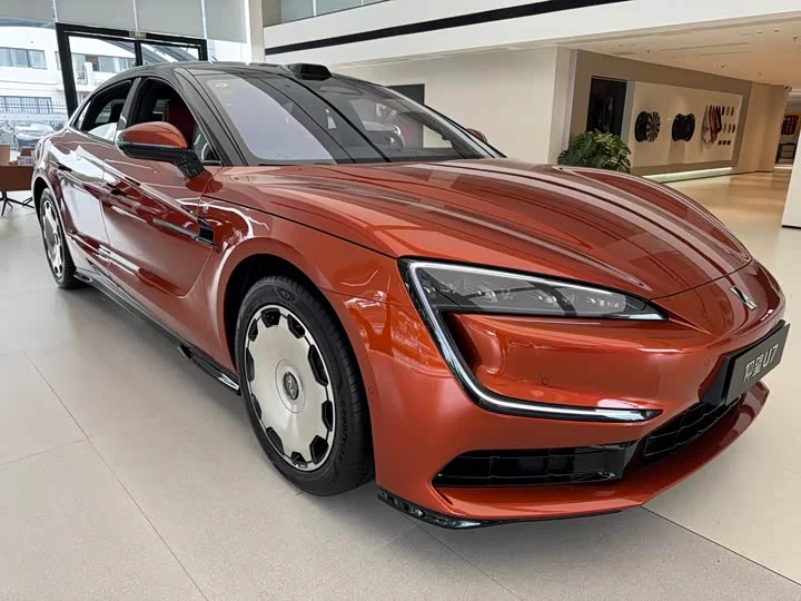 BYD U7
