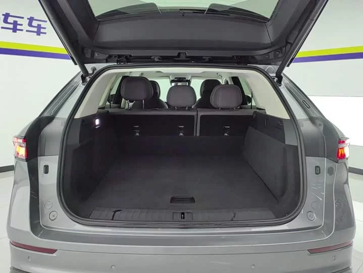 Chery Tiggo 9 C-DM