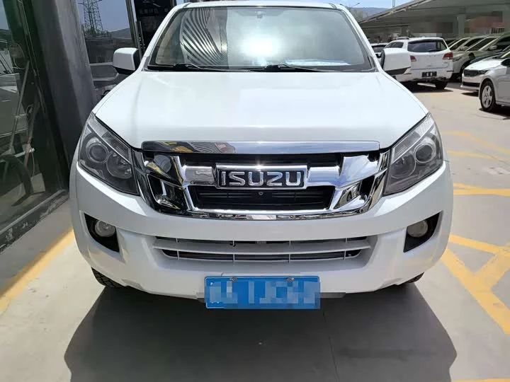 Isuzu Suzutaku