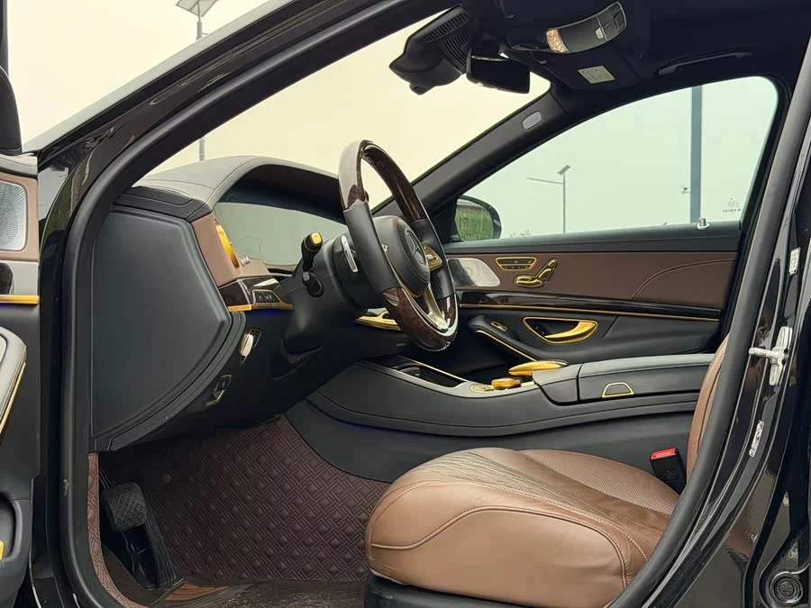 Mercedes Benz Maybach S-Class
