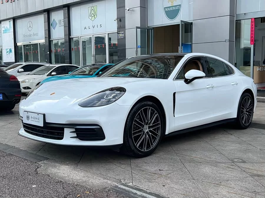 Porsche Panamera