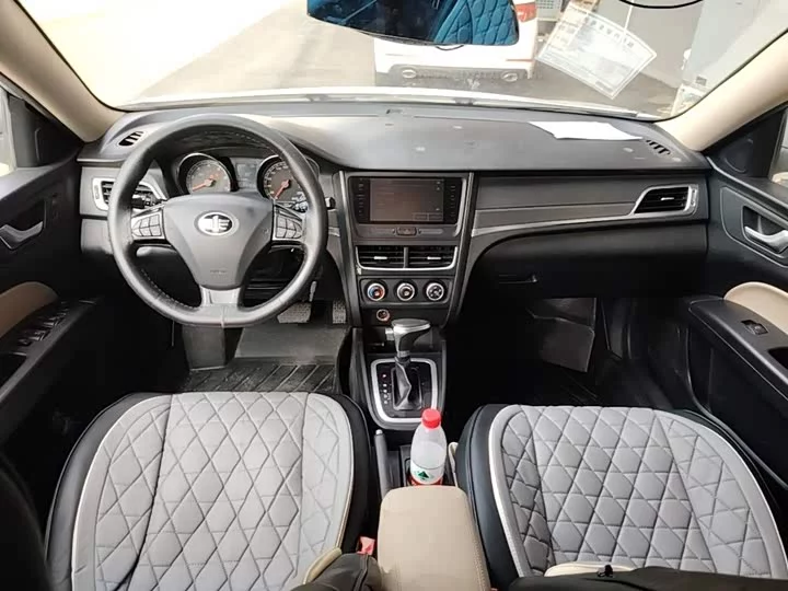 FAW Besturn B30