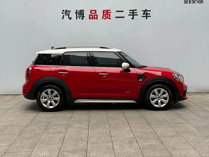MINI COUNTRYMAN