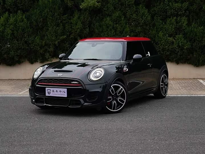 MINI JCW