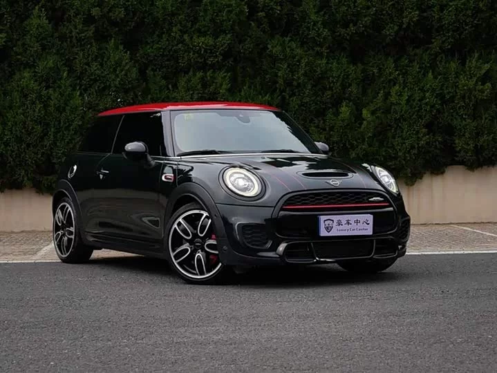 MINI JCW