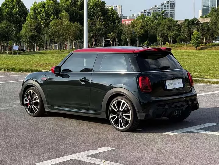 MINI JCW