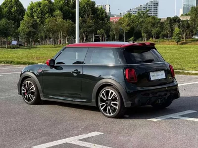 MINI JCW