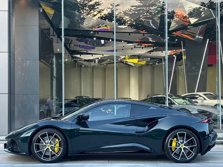 Lotus EMIRA