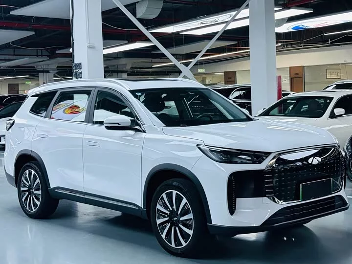 Chery Fengyun T8