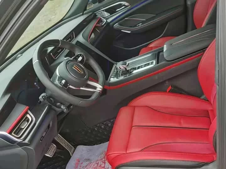 Hongqi H6