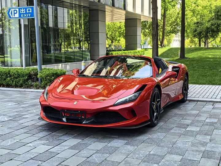 ferrari F8