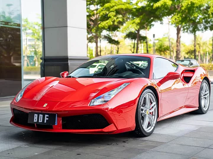 ferrari 488