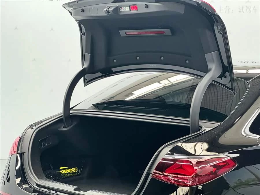 Mercedes Benz E-Class