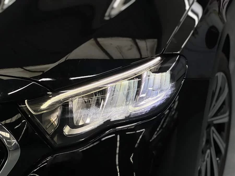 Mercedes Benz E-Class