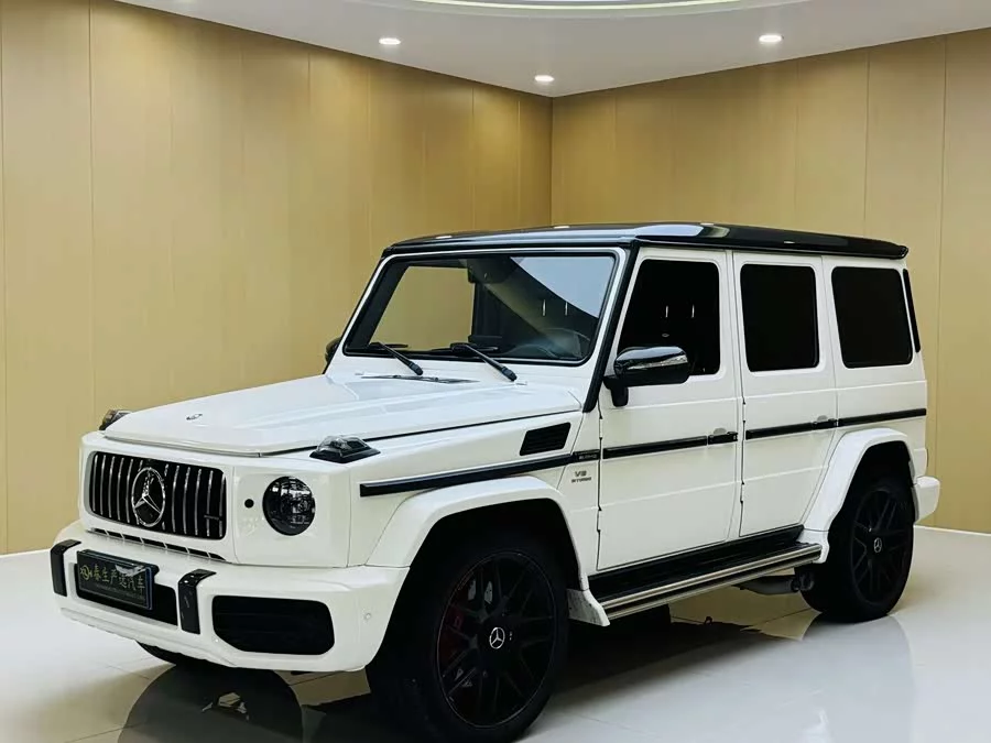 Mercedes Benz G-rated