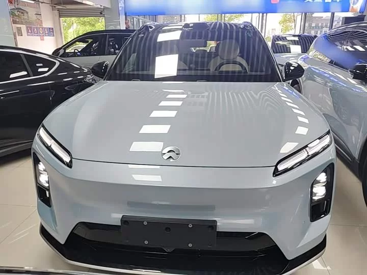 NIO ES6