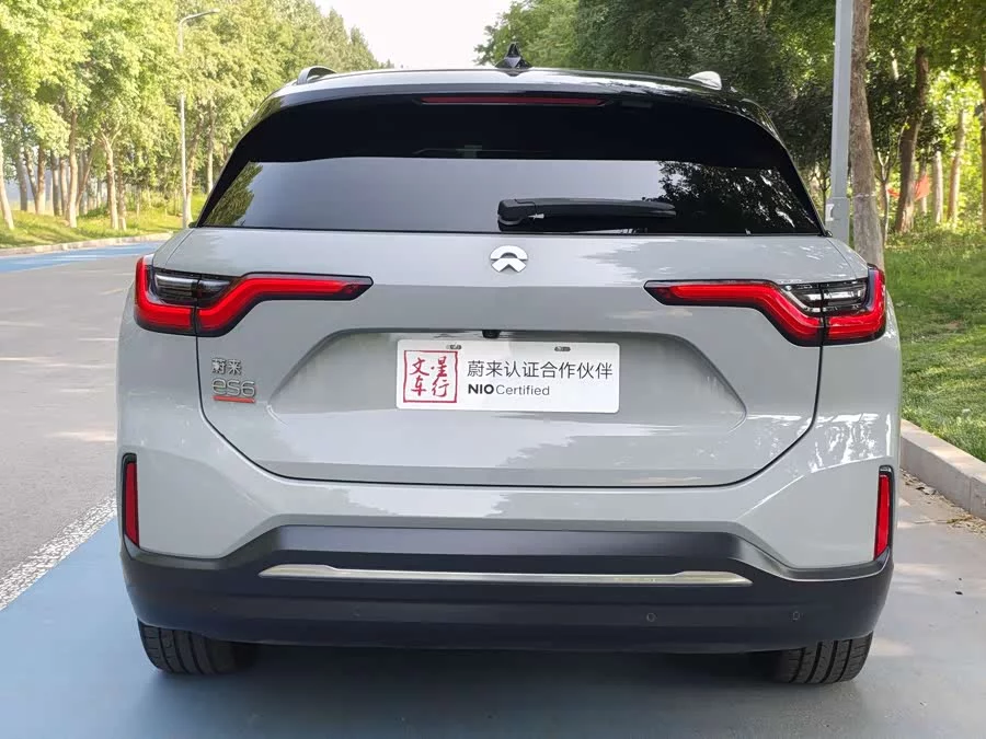 NIO ES6
