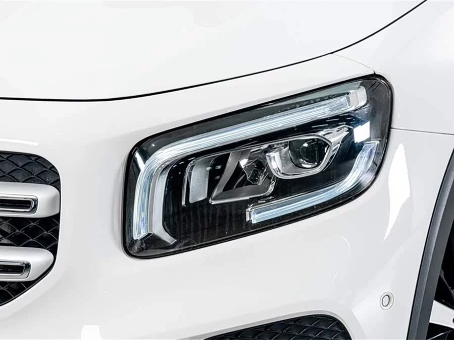 Mercedes Benz GLB