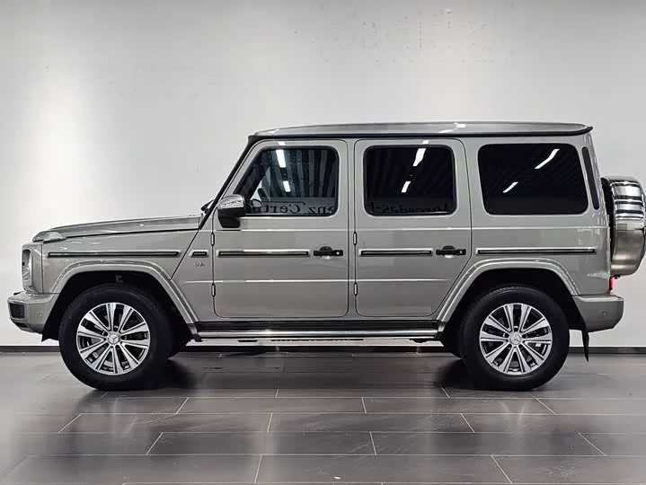 Mercedes-Benz G-rated