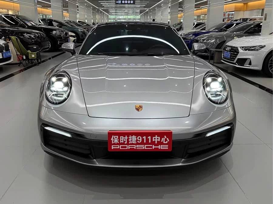 Porsche 911
