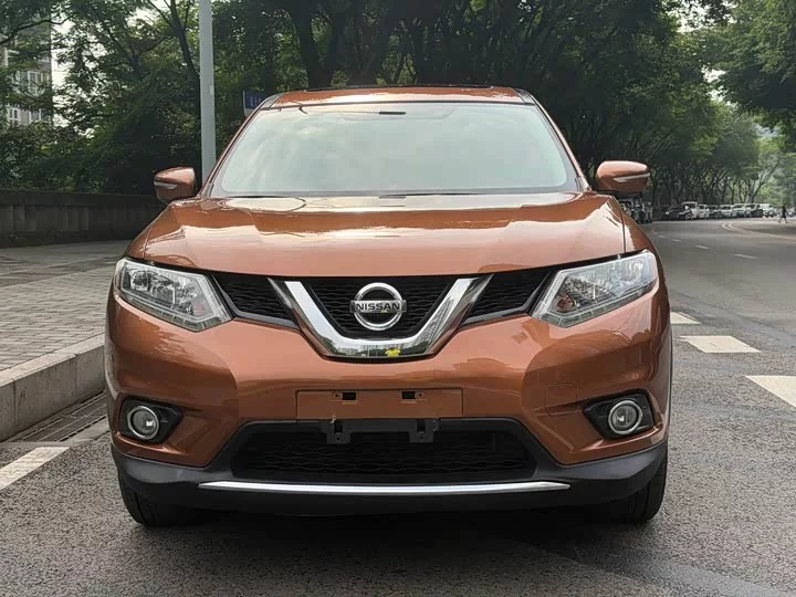 Nissan Qijun