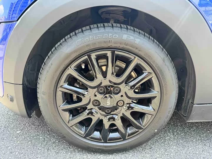 MINI 