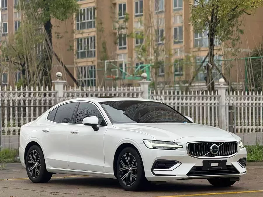 Volvo S60
