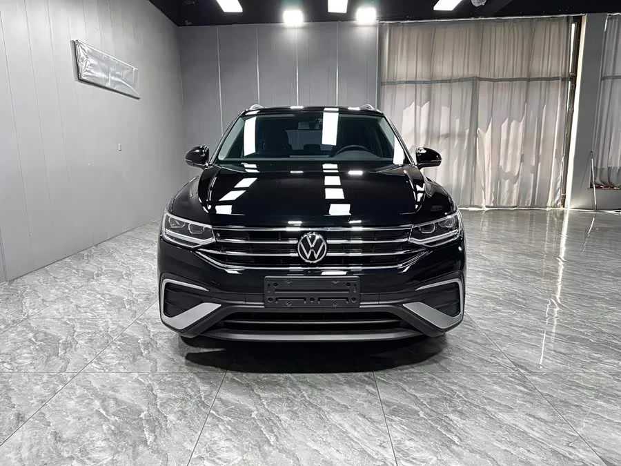 Volkswagen Tiguan L